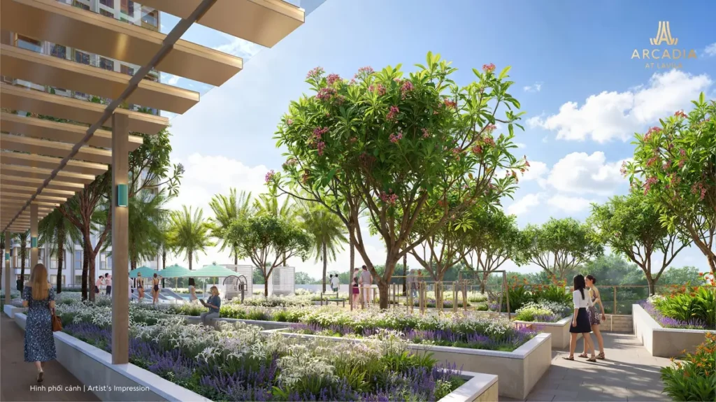 Cư dân dạo bộ trên tuyến công viên ven sông Tôm dài hơn 1km tại Arcadia at Lavila